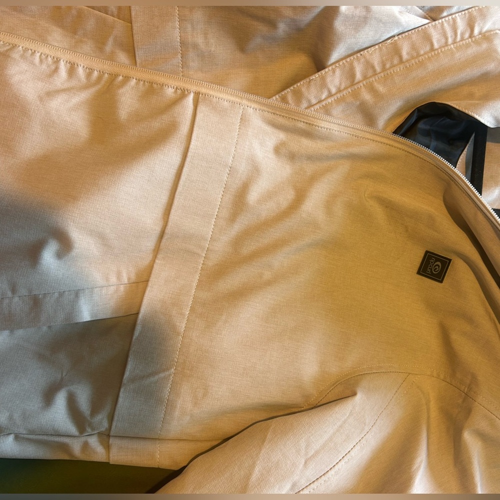 Rip Curl Anti Series hybrid Jacket - Picture 7 of 7